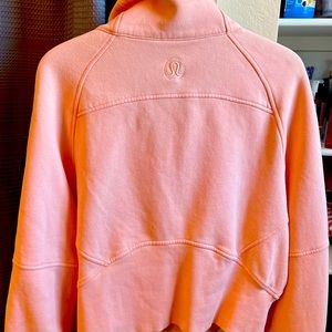 Medium oversized cropped lulu lemon sweater